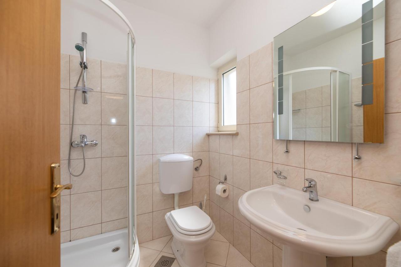Apartments4You Supetar-The Best And Most Popular Apartments For Discovering The Island - Free Parking - 200 Meters From The Beach Exteriér fotografie