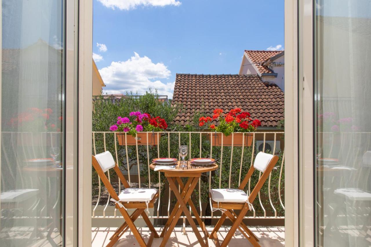 Apartments4You Supetar-The Best And Most Popular Apartments For Discovering The Island - Free Parking - 200 Meters From The Beach Exteriér fotografie