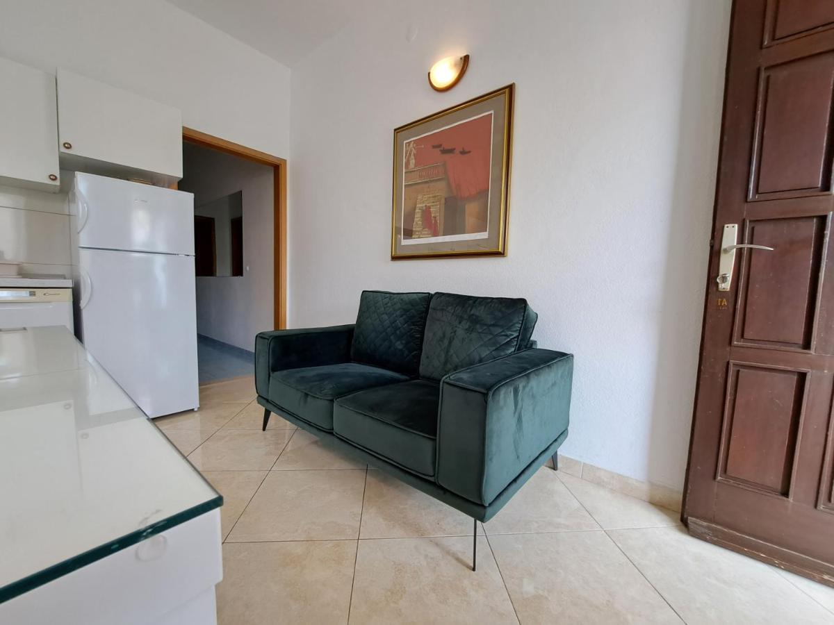 Apartments4You Supetar-The Best And Most Popular Apartments For Discovering The Island - Free Parking - 200 Meters From The Beach Pokoj fotografie